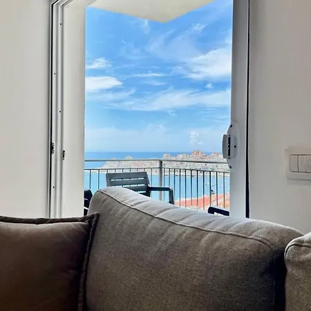 Sea And View *
